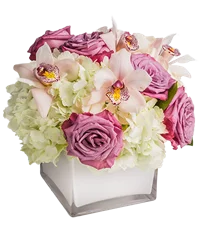 Centrotavola fiori delicati rosa e bianchi